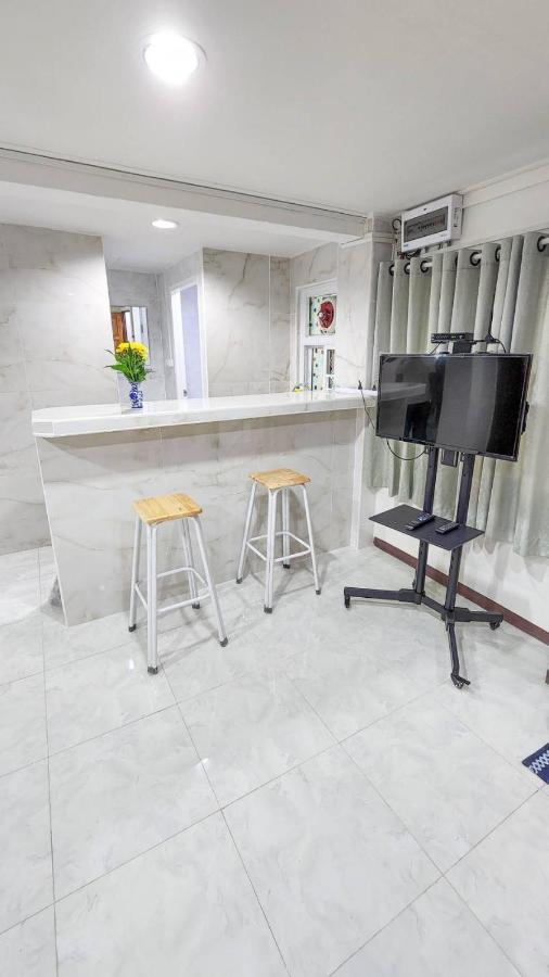 Apartment A4 Dindaeng 曼谷 外观 照片